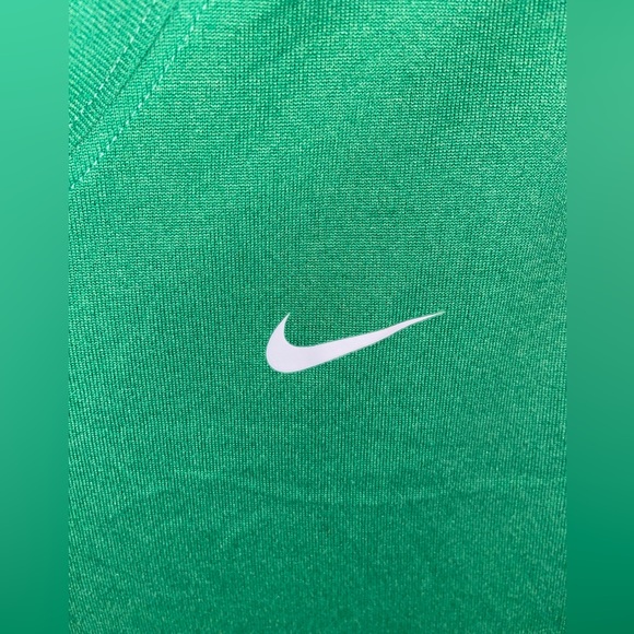 Nike Dri-fit shirt-size large-EUC - Picture 3 of 4